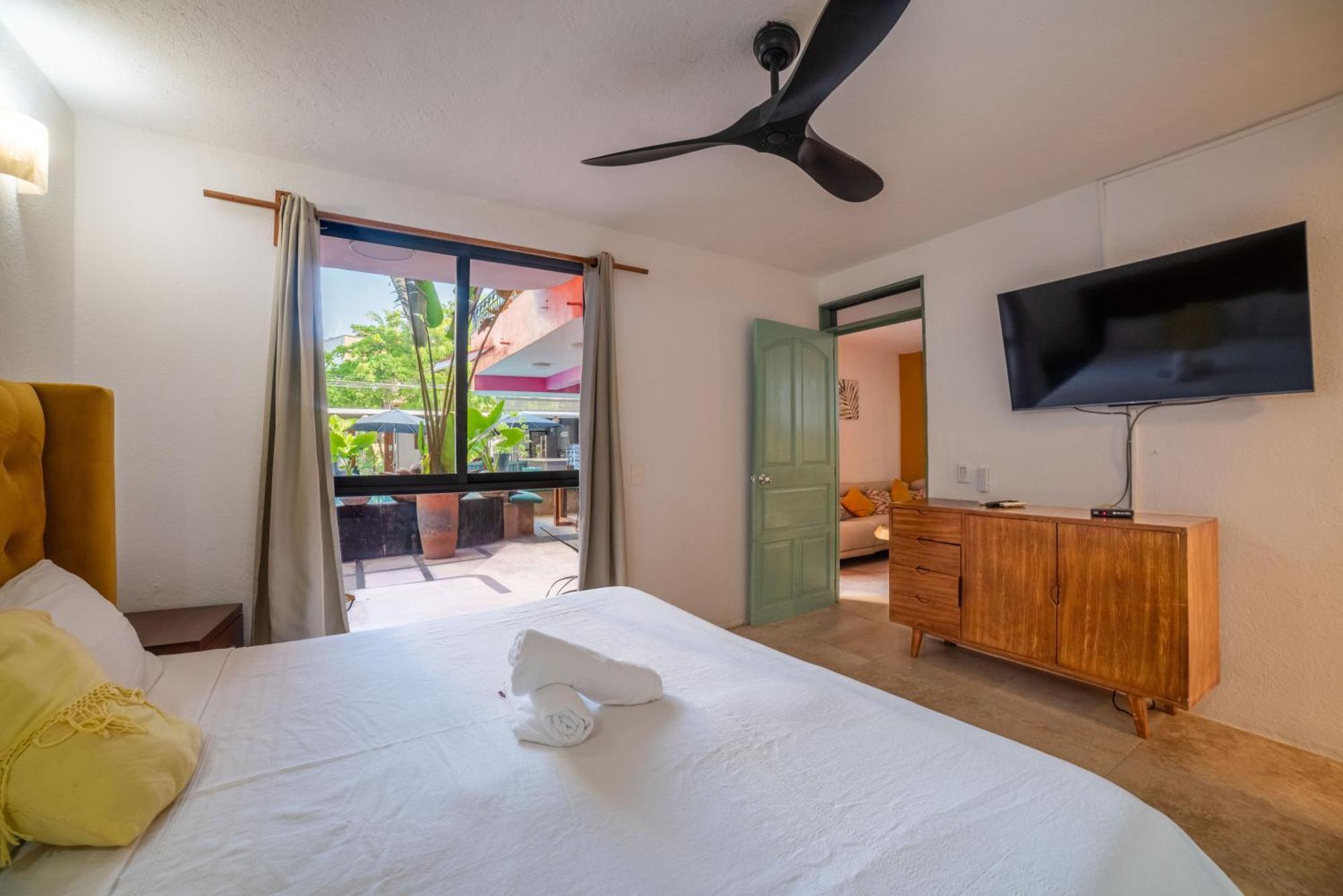 Zihua Mia Hotel Boutique Zihuatanejo Exterior photo